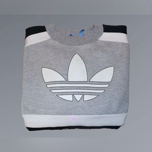 Adidas Sweatshirt